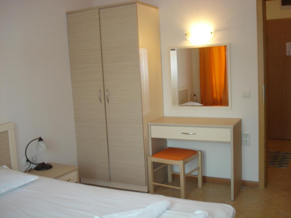 Royal Sun - Sunny Cove Apartment Sunny Beach Eksteriør billede
